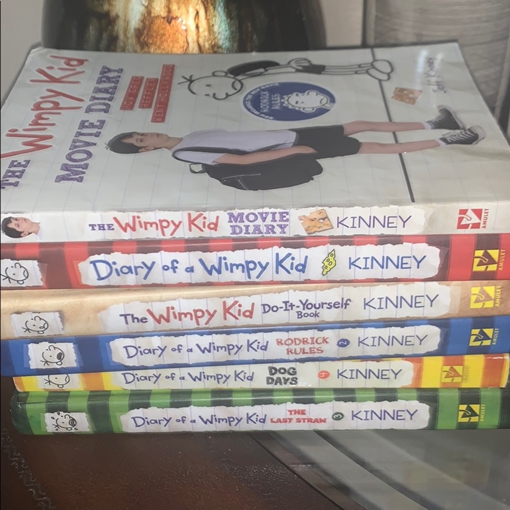 DIARY OF A WIMPY KID books (6)